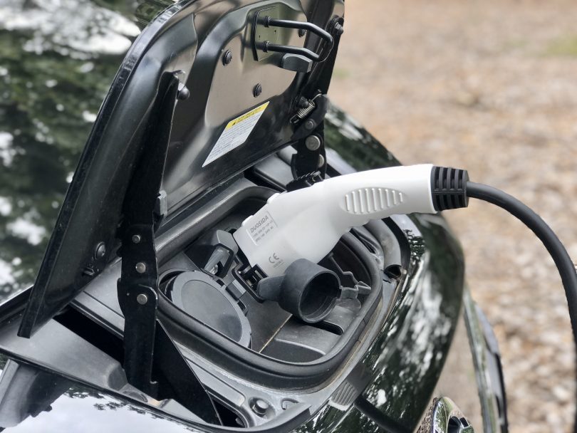 Electric vehicle charger
