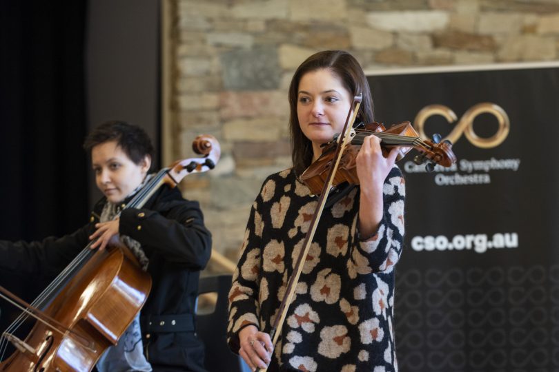 Canberra Symphony Orchestra musicians Julia Janiszewski and Alina Zamfir.