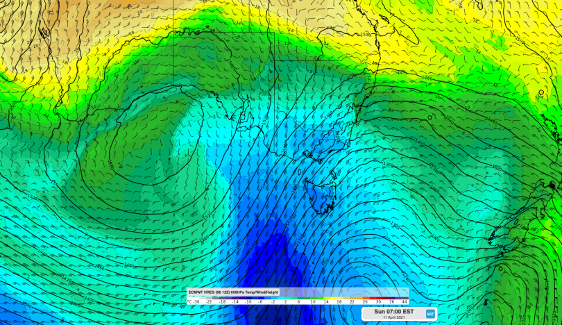 Map showing cold air mass moving across Australia