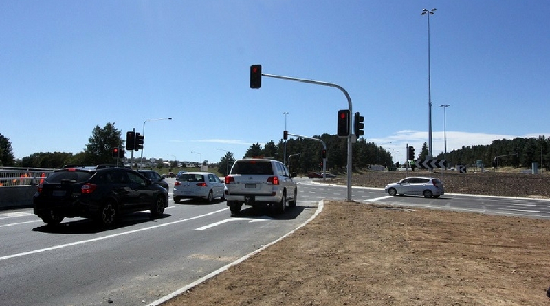 Barton Highway intersection upgrade complete