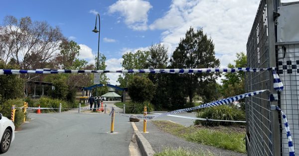 Police searching for young child after two bodies found in Yerrabi Pond