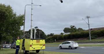 Mobile phone distraction in the sights of new cameras on Canberra's roads