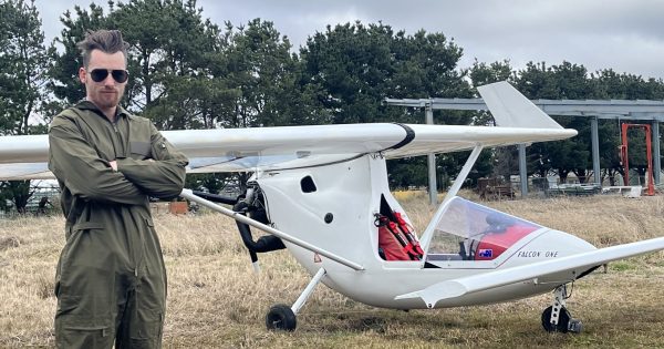 This Gungahlin guy built an aeroplane on his front lawn, and now he's flying it